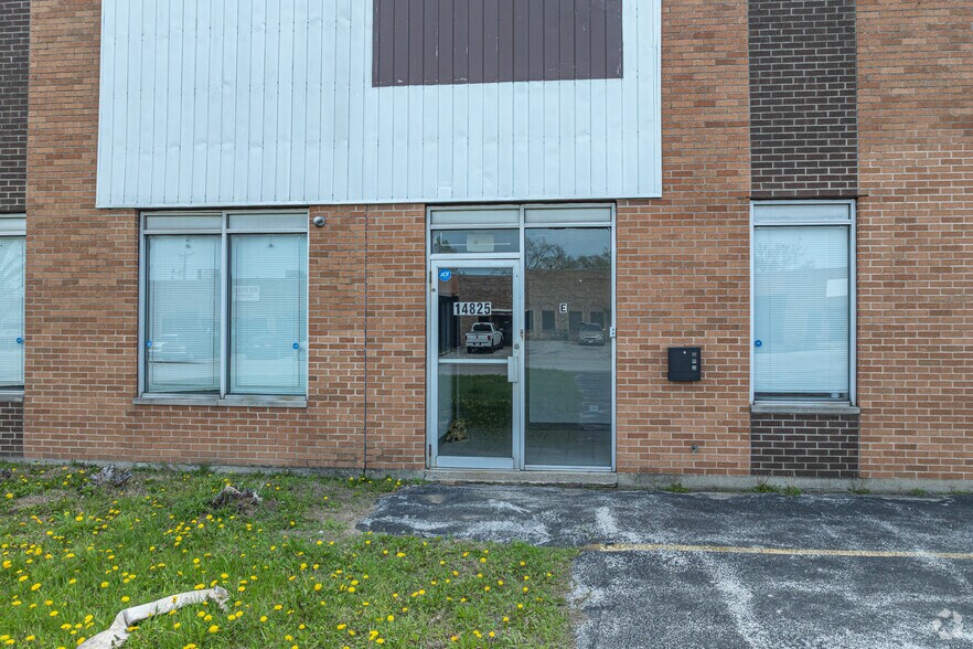 14825 Drexel Ave, Dolton, IL à louer - Photo du bâtiment - Image 3 de 5