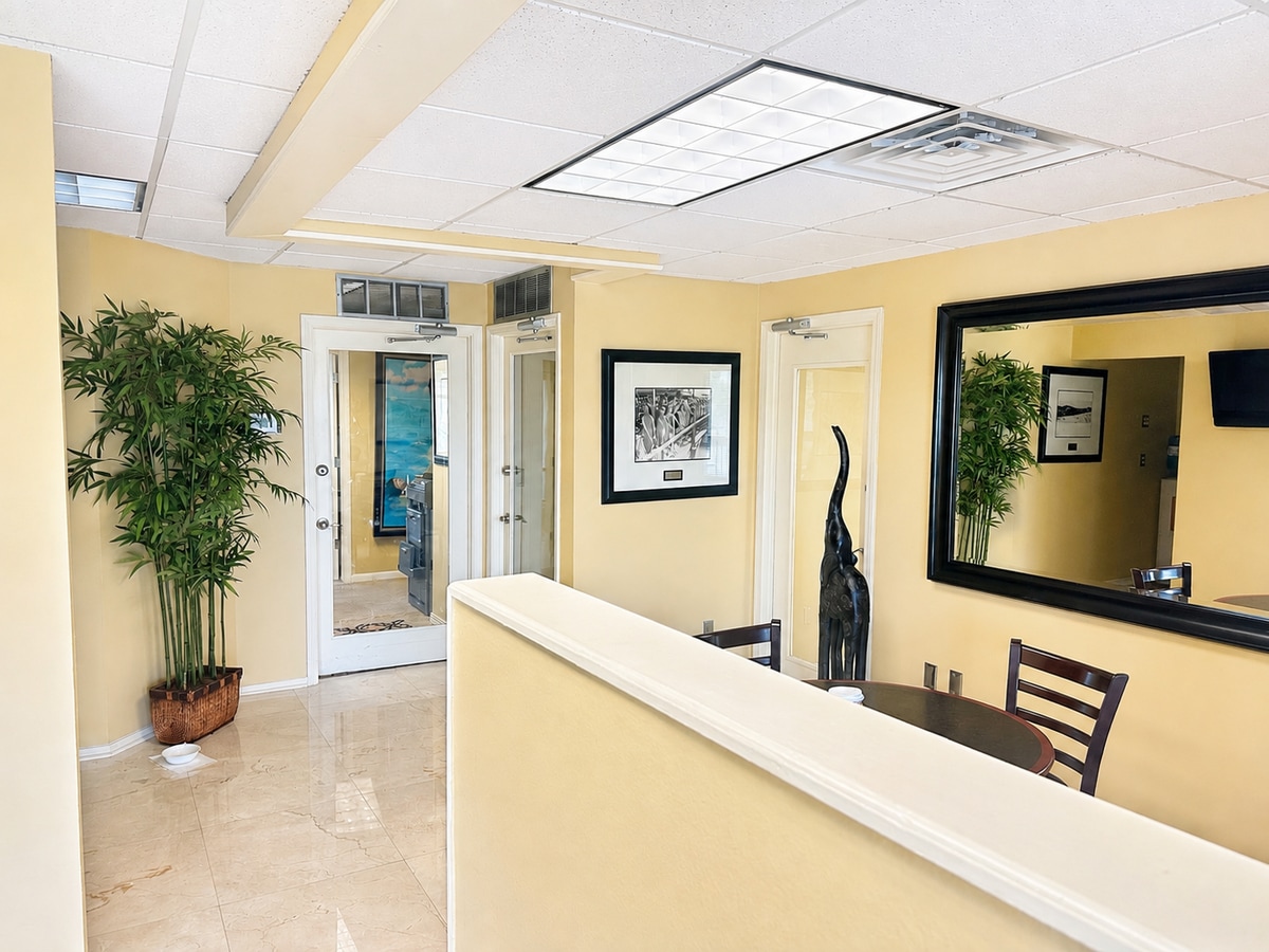2000 - 2310 Sawgrass Village Dr, Ponte Vedra Beach, FL 32082 - Unit 2305/2306 - - Lobby - Image 2 of 13