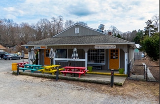 Plus de détails pour 25 West Neck Rd, Shelter Island, NY - Commerce de détail à vendre