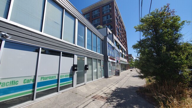Plus de détails pour 2653 Kingsway, Vancouver, BC - Bureau à louer