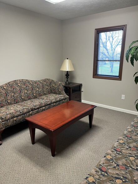 5850 S County Road 25A, Tipp City, OH for lease - Interior Photo - Image 3 of 8
