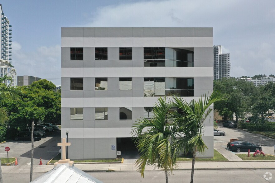 210 S Federal Hwy, Hollywood, FL à louer - Photo du bâtiment - Image 2 de 10