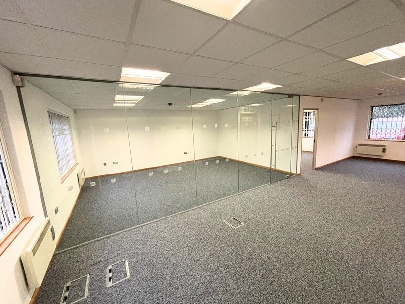 Woodlands, Bradley Stoke for lease Interior Photo- Image 1 of 8