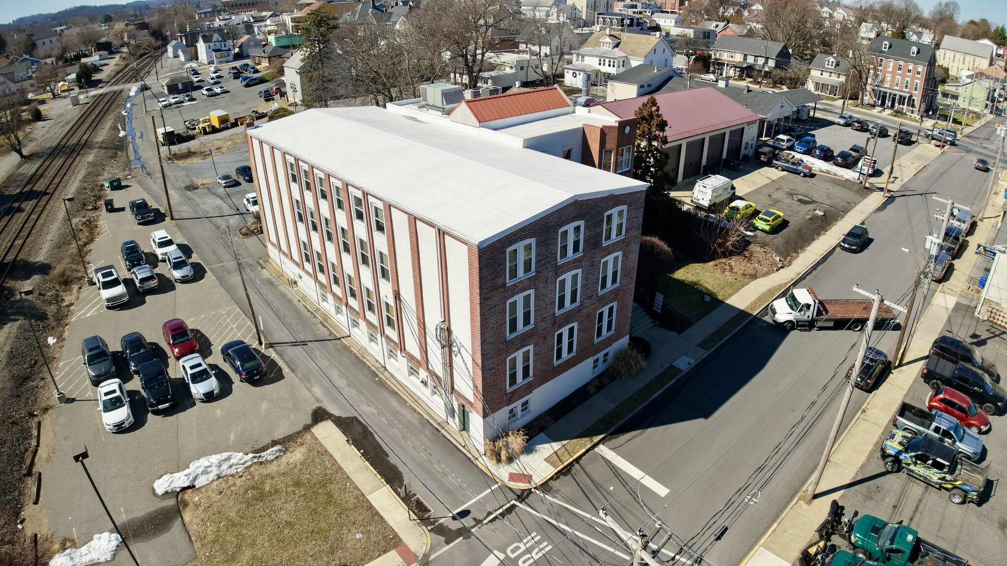 22 S 2nd St, Emmaus, PA for lease Interior Photo- Image 1 of 29