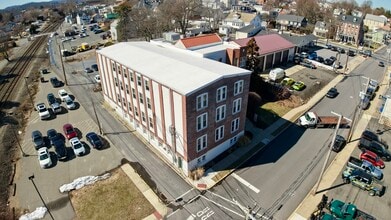 22 S 2nd St, Emmaus, PA for lease Interior Photo- Image 1 of 29
