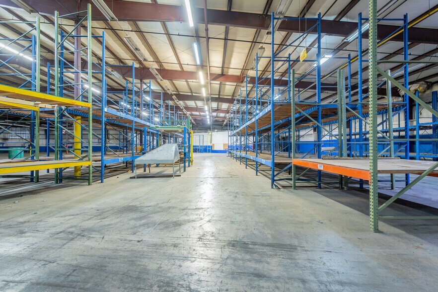 302 W Cherokee St, LaFayette, GA à louer - Photo du bâtiment - Image 3 de 10