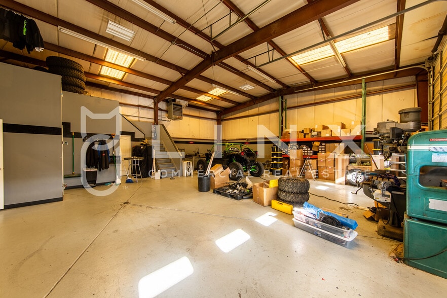 630 N 800 W, Cedar City, UT for lease - Interior Photo - Image 2 of 6