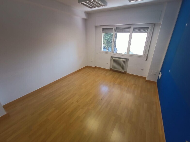 Office in Cáceres, Cáceres for sale - Building Photo - Image 3 of 10