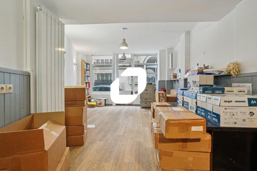 13 Rue De L'Ecole Polytechnique, Paris à vendre - Photo intérieure - Image 1 de 12
