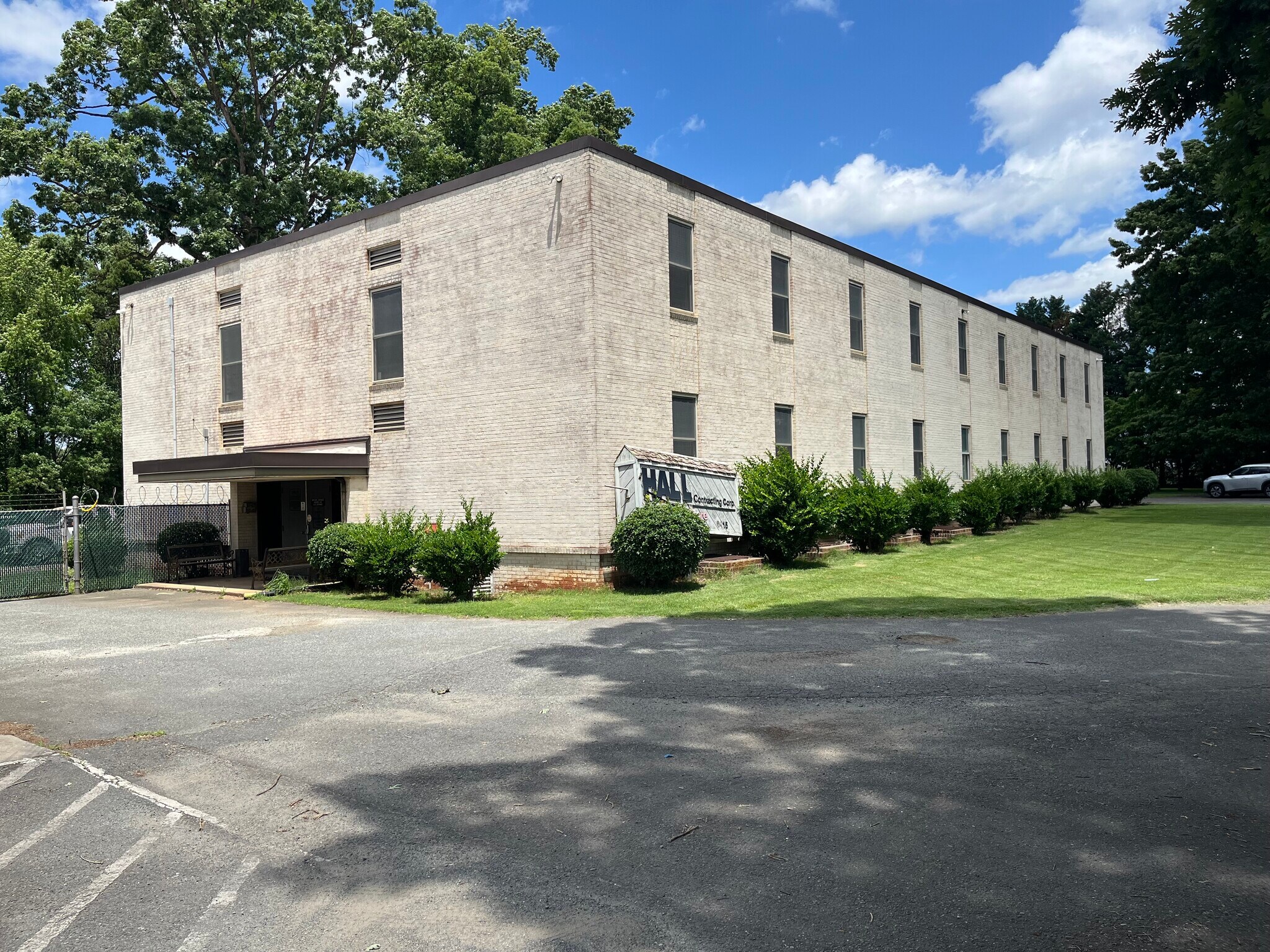 6415 Lakeview Rd, Charlotte, NC à vendre Photo principale- Image 1 de 17