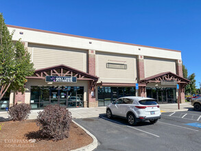 2276 SW Highland Ave, Redmond, OR for lease Building Photo- Image 1 of 13