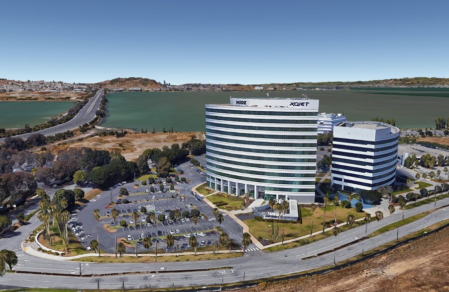 2000 Sierra Point Pky, Brisbane, CA à louer - Aérien - Image 2 de 26