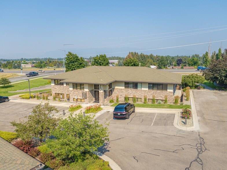20 Four Mile Dr, Kalispell, MT à vendre - Photo du bâtiment - Image 2 de 42
