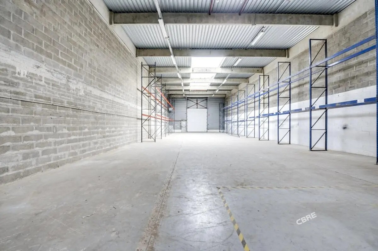 Office in Coignières for lease Interior Photo- Image 1 of 12