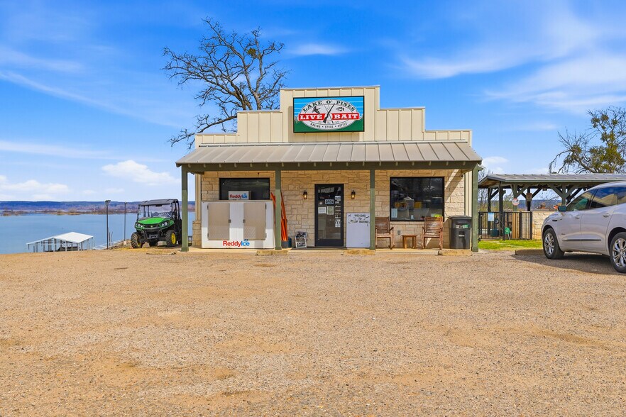 16851 State Highway 155 N, Ore City, TX à vendre - Photo du bâtiment - Image 3 de 22