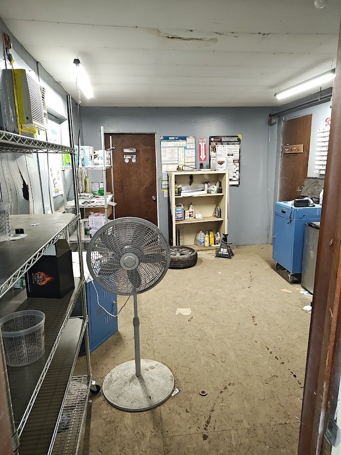 737 W Cleveland Ave, Milwaukee, WI for sale Interior Photo- Image 1 of 9