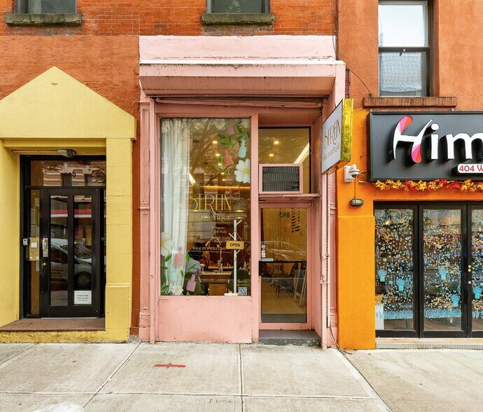 400 W 47th St, New York, NY for lease - Building Photo - Image 2 of 2