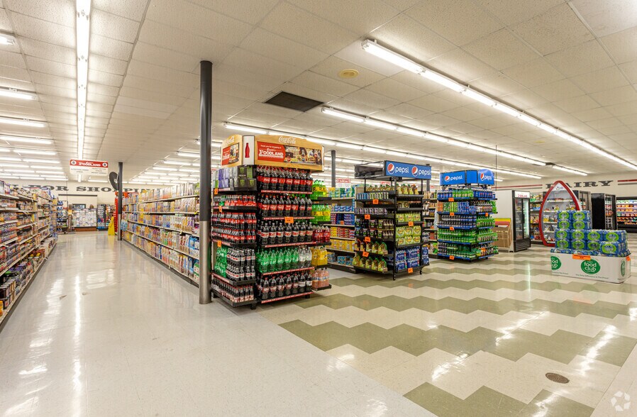42950 US Highway 72, Stevenson, AL à louer - Photo intérieure - Image 3 de 20