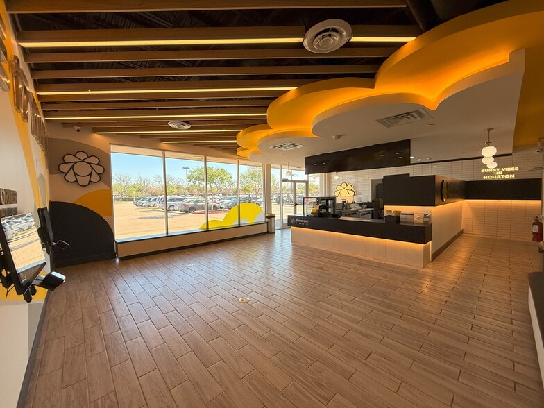 3412 Highway 6, Sugar Land, TX for lease - Building Photo - Image 3 of 19
