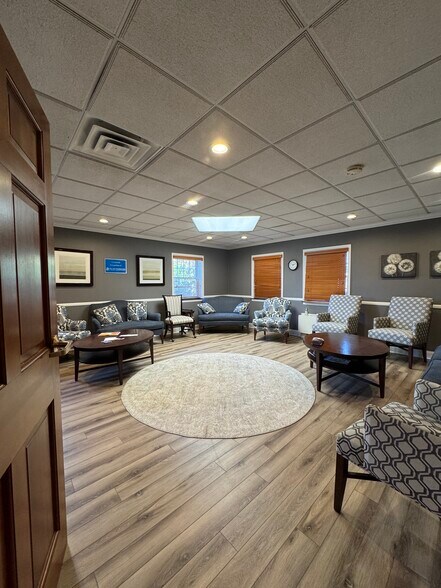 700 New Rd, Linwood, NJ à vendre - Photo du bâtiment - Image 3 de 14