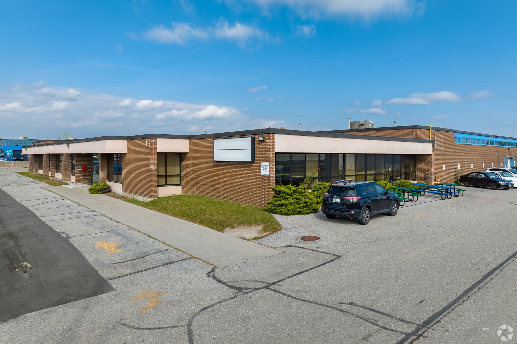 195 Nantucket Blvd, Toronto, ON à vendre Photo principale- Image 1 de 1