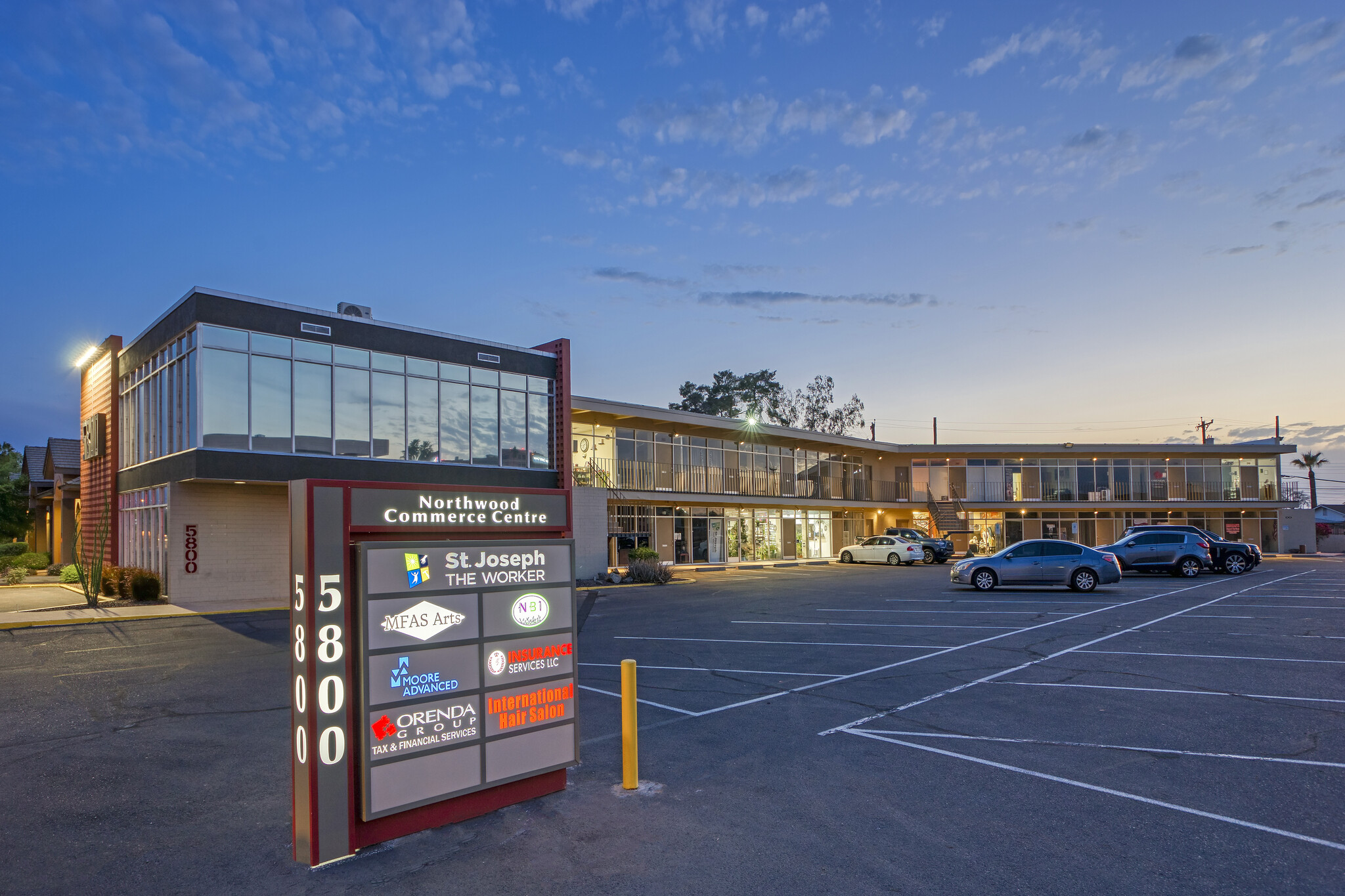 5800 N 19th Ave, Phoenix, AZ for sale Building Photo- Image 1 of 8