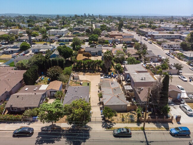 Plus de détails pour 1426-1434 E 16th St, National City, CA - Multi-résidentiel à vendre