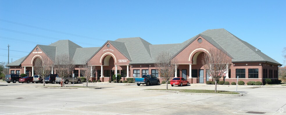 3711 Garth Rd, Baytown, TX à louer - Photo du bâtiment - Image 2 de 4