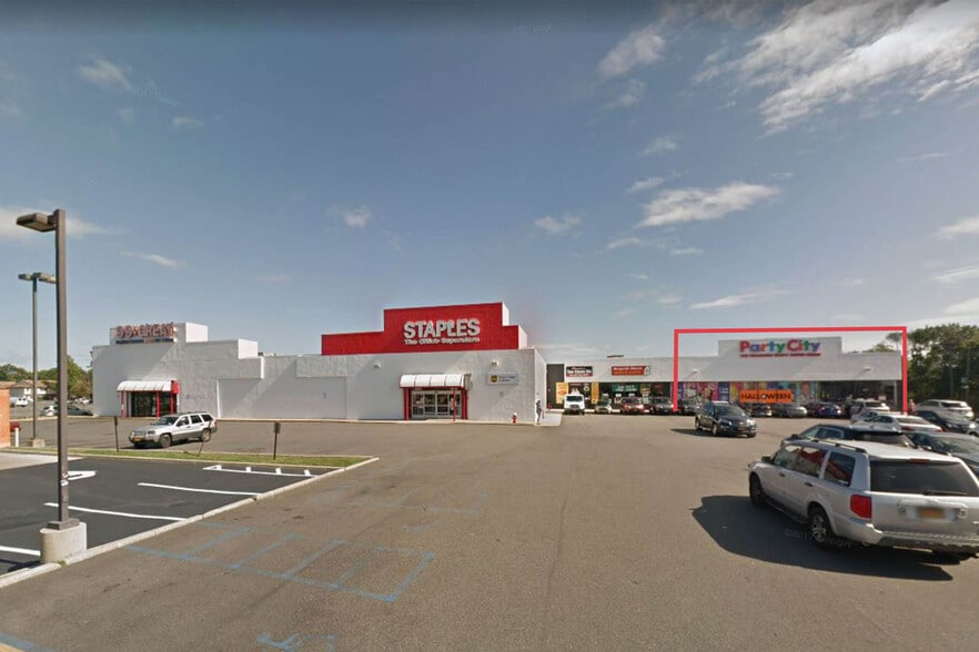 1239-1241 Deer Park Ave, North Babylon, NY for lease - Building Photo - Image 1 of 1