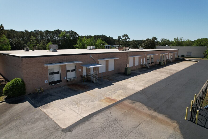750 Great Southwest Pky SW, Atlanta, GA à louer - Photo du bâtiment - Image 3 de 3