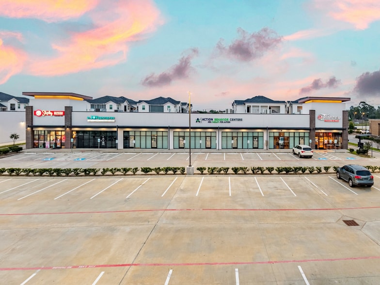 10525 N Sam Houston Pky E, Humble, TX for lease - Building Photo - Image 1 of 6