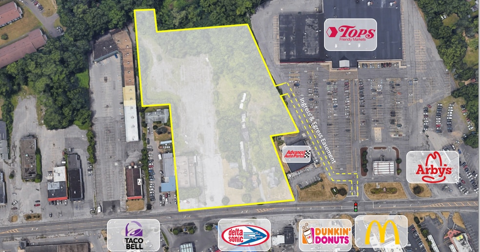 3719 Brewerton Rd, N Syracuse, NY à vendre - Aérien - Image 1 de 2