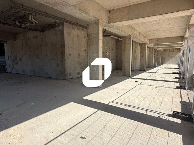 Retail in Neuilly-sur-Marne for lease - Construction Photo - Image 3 of 5