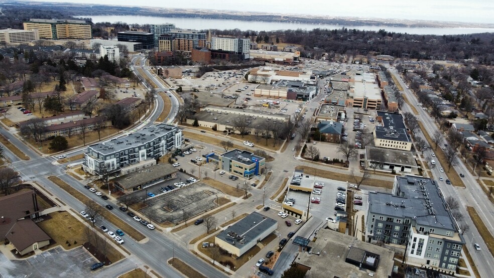 4414 Regent St, Madison, WI for sale - Building Photo - Image 3 of 15