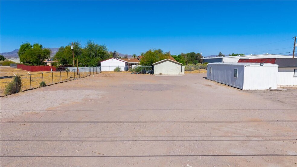 10135 S Barrackman Rd, Mohave Valley, AZ for lease - Building Photo - Image 3 of 4