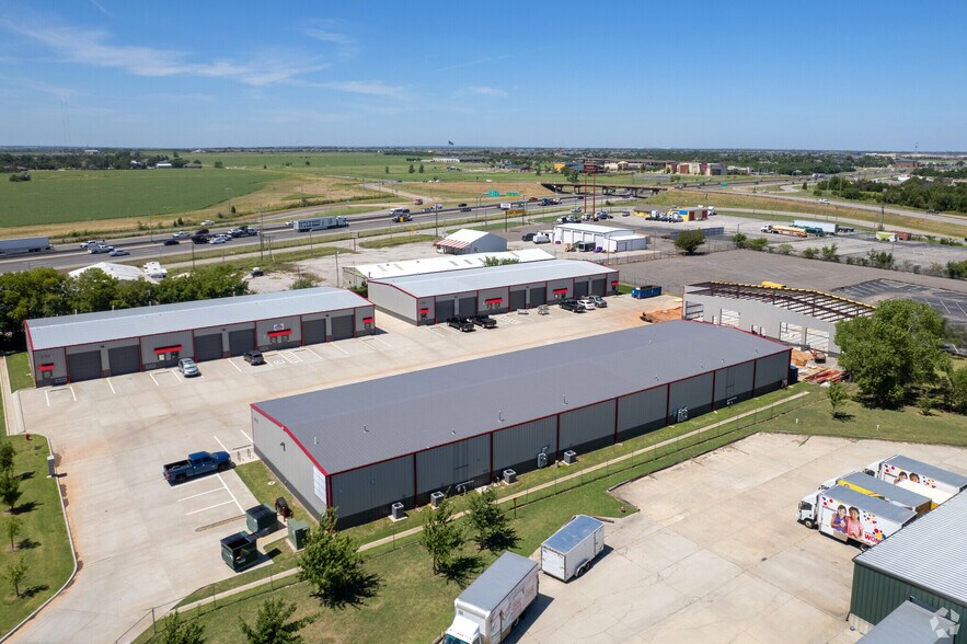 5738 Huettner Ct, Norman, OK for lease - Building Photo - Image 2 of 9