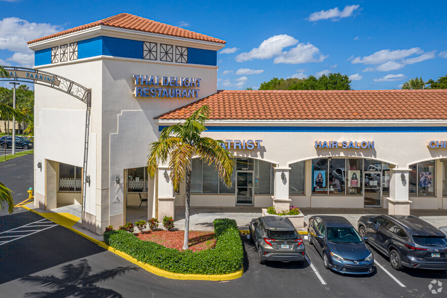 1801-1901 W Hillsboro Blvd, Deerfield Beach, FL à louer - Photo du bâtiment - Image 1 de 13