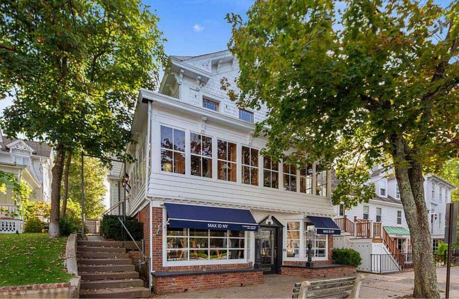 3 & 11 MADISON ST, SAG HARBOR portefeuille de 2 propriétés à vendre sur LoopNet.ca - Photo du bâtiment - Image 2 de 23