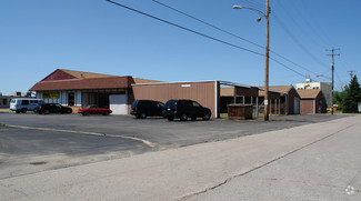 Plus de détails pour 3940 N Grand River Ave, Lansing, MI - Industriel à vendre