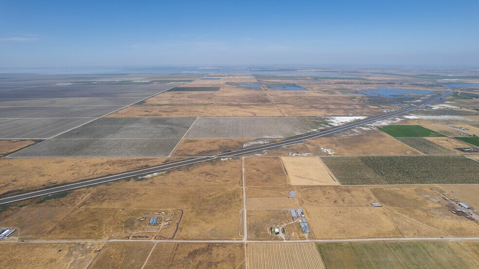 NEC Ave. 54 & 16 rd, Alpaugh, CA à vendre - Photo du bâtiment - Image 2 de 7