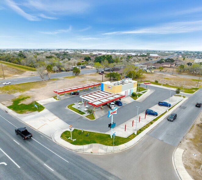 620 E 2nd St, Mercedes, TX à vendre - Photo du bâtiment - Image 3 de 4