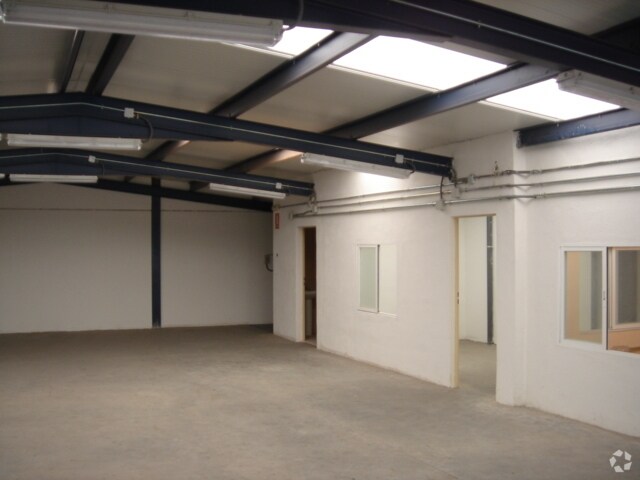 Calle Puerto del Pico, 28, Leganés, Madrid à vendre - Photo du bâtiment - Image 2 de 10