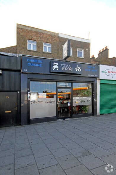 95 Upper Clapton Rd, Londres à louer - Photo principale - Image 1 de 3