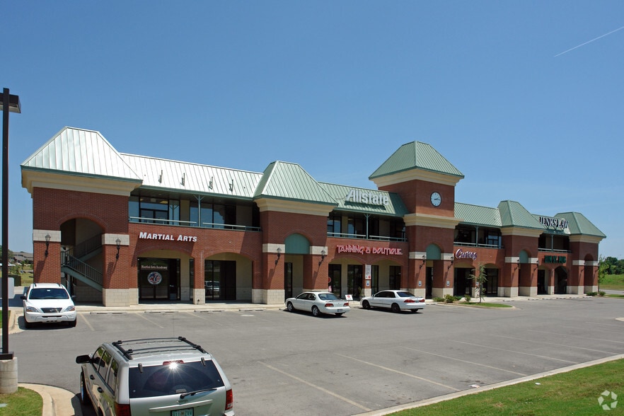 329 S Elm St, Jenks, OK for lease - Building Photo - Image 3 of 3