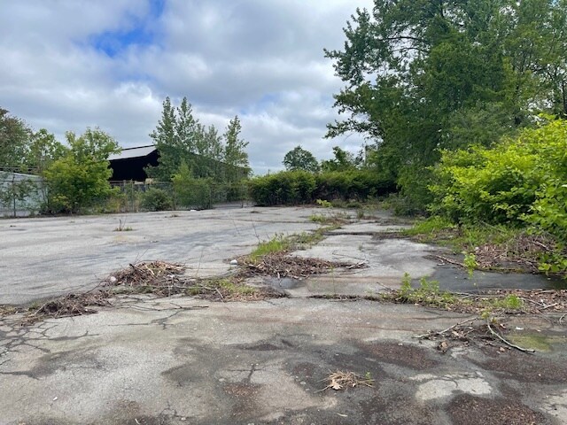 0 Comstock Ave, East Providence, RI à louer - Photo du bâtiment - Image 3 de 4