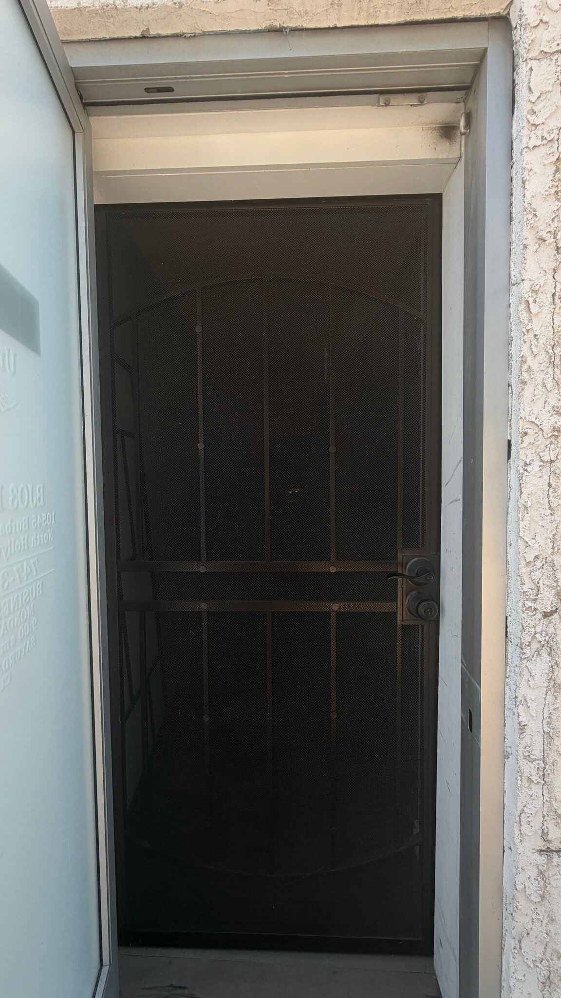 10545 Burbank Blvd, North Hollywood, CA for lease Building Photo- Image 1 of 11