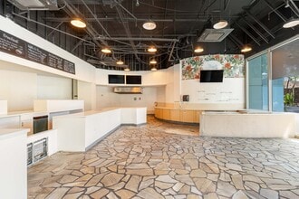 2155 Kalakaua Ave, Honolulu, HI for lease Interior Photo- Image 2 of 13