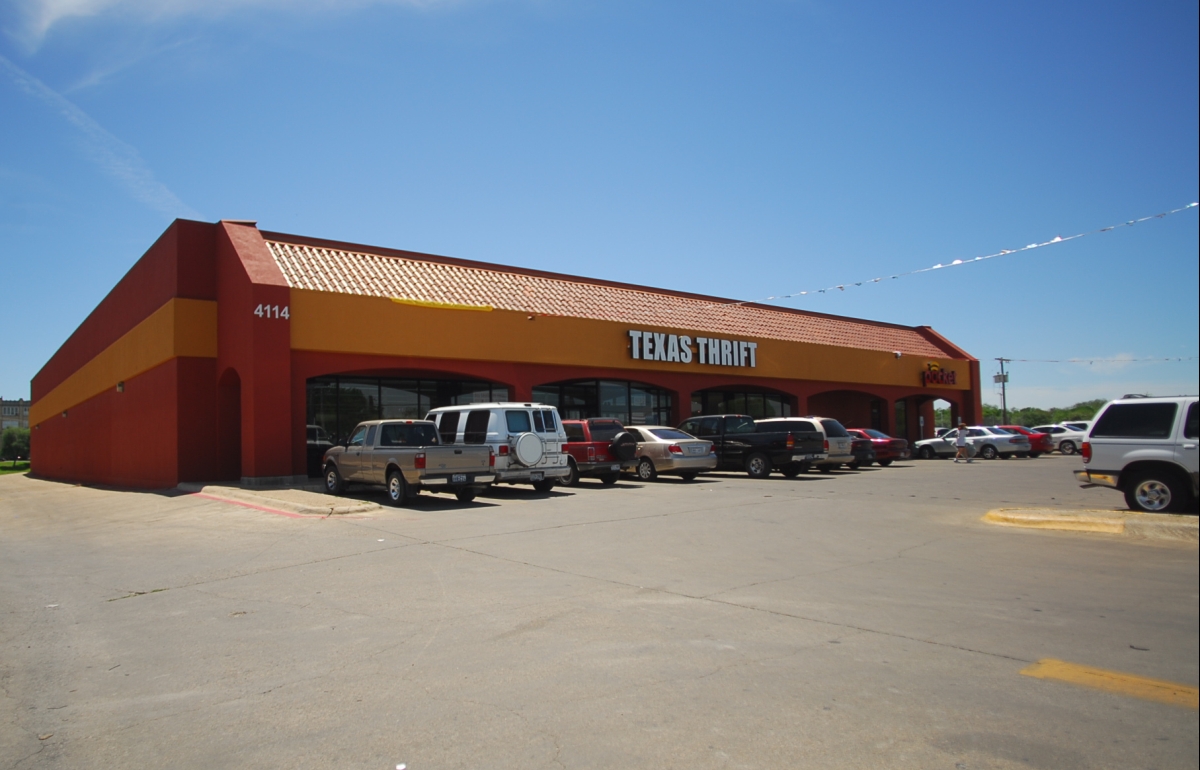 4002-4010 W Commerce St, San Antonio, TX for lease Primary Photo- Image 1 of 9