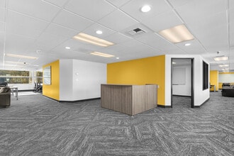 127 Bellevue Way SE, Bellevue, WA à louer Photo intérieure- Image 1 de 7