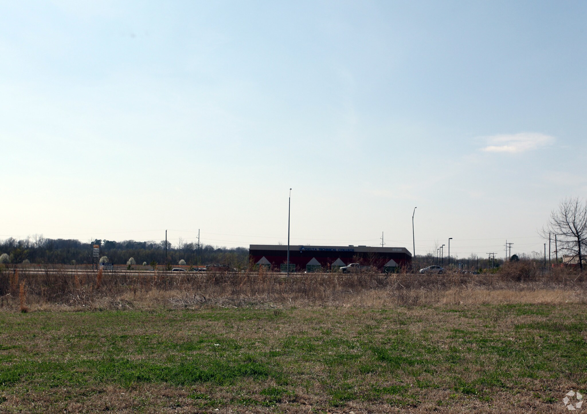 Airways Blvd, Southaven, MS à vendre Photo principale- Image 1 de 2